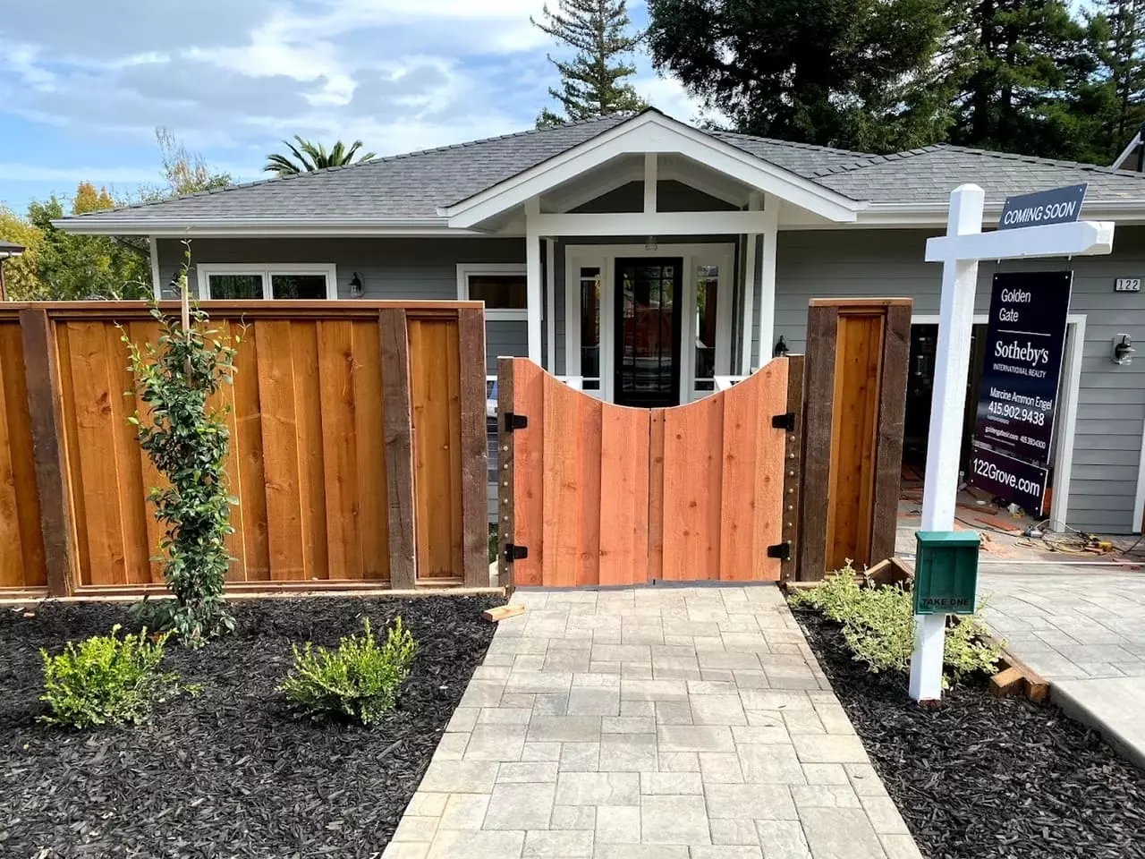 WOOD GATE CONTRACTOR IN FRESNO